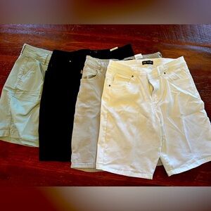 4 Pair Lee Relaxed Fit Shorts 8 Medium